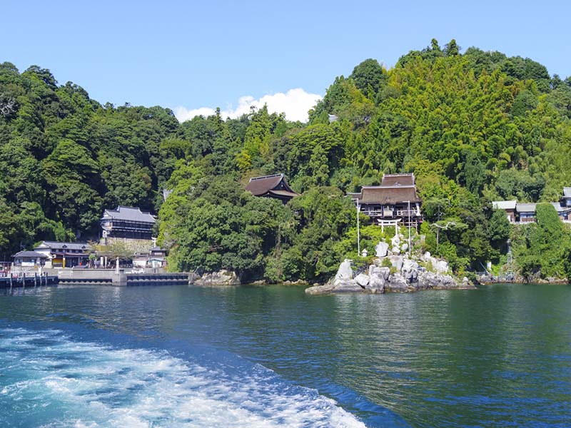 竹生島