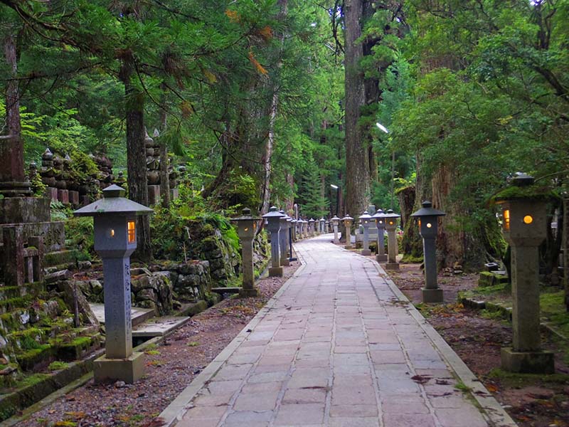 高野山奥之院参道
